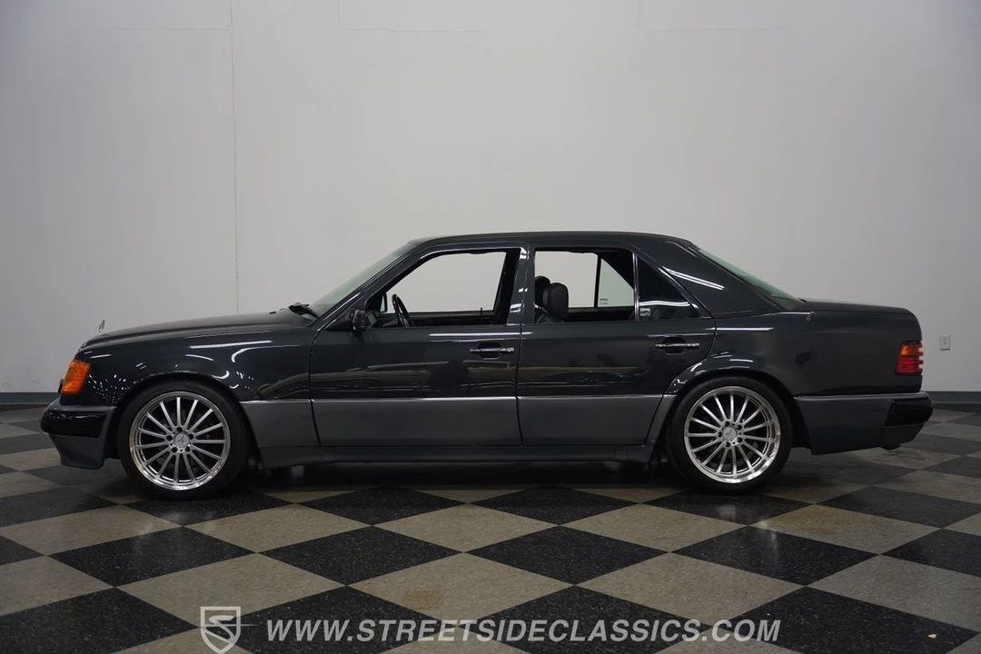 1993 Mercedes-Benz 500E & E500 - Image 2 of 12
