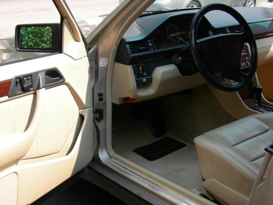1993 Mercedes-Benz 500E & E500 - Image 3 of 7