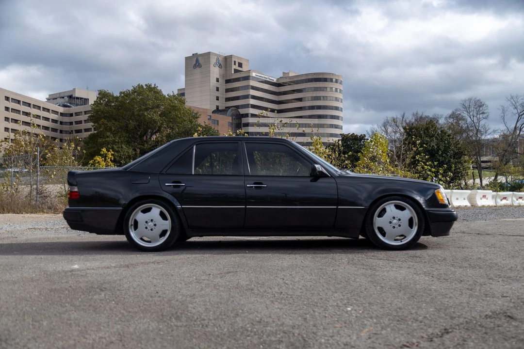 1993 Mercedes-Benz 500E & E500 - Image 14 of 31