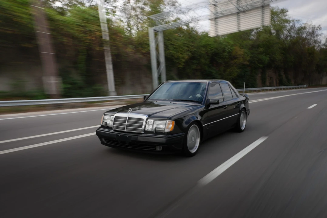 1993 Mercedes-Benz 500E & E500 - Image 2 of 31