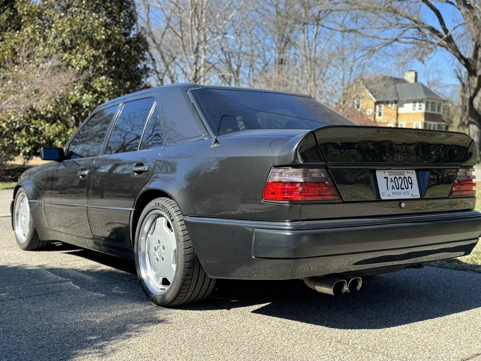 1993 Mercedes-Benz 500E & E500 - Image 10 of 31