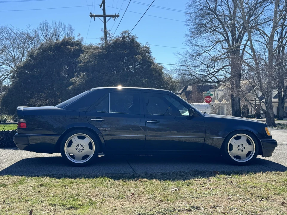1993 Mercedes-Benz 500E & E500 - Image 17 of 31