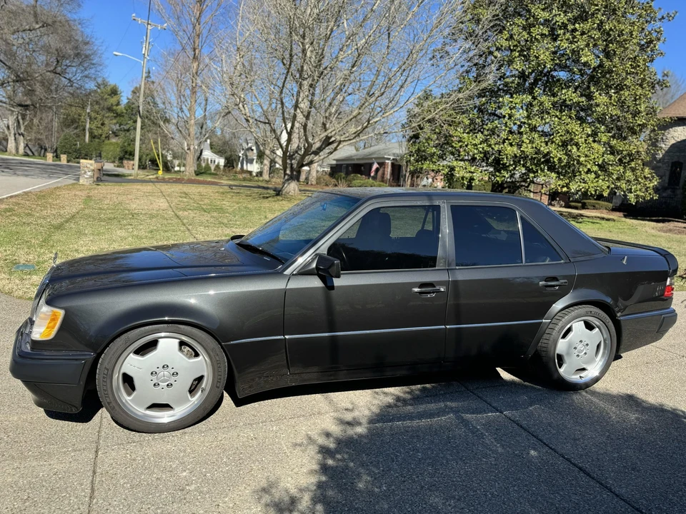 1993 Mercedes-Benz 500E & E500 - Image 7 of 31
