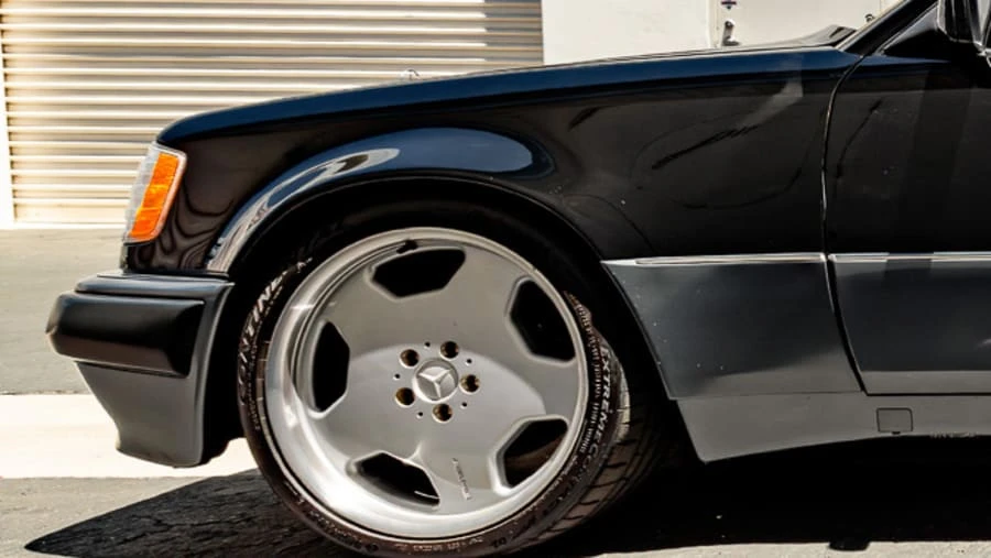 1993 Mercedes-Benz 500E & E500 - Image 9 of 13