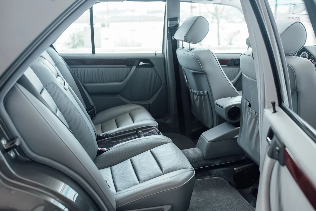 1993 Mercedes-Benz 500E & E500 - Image 14 of 31