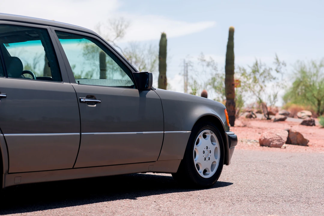1993 Mercedes-Benz 500E & E500 - Image 26 of 31