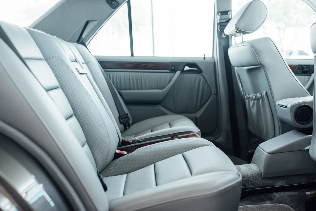 1993 Mercedes-Benz 500E & E500 - Image 9 of 31