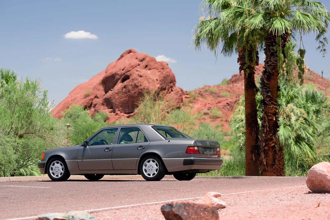 1993 Mercedes-Benz 500E & E500 - Image 6 of 31
