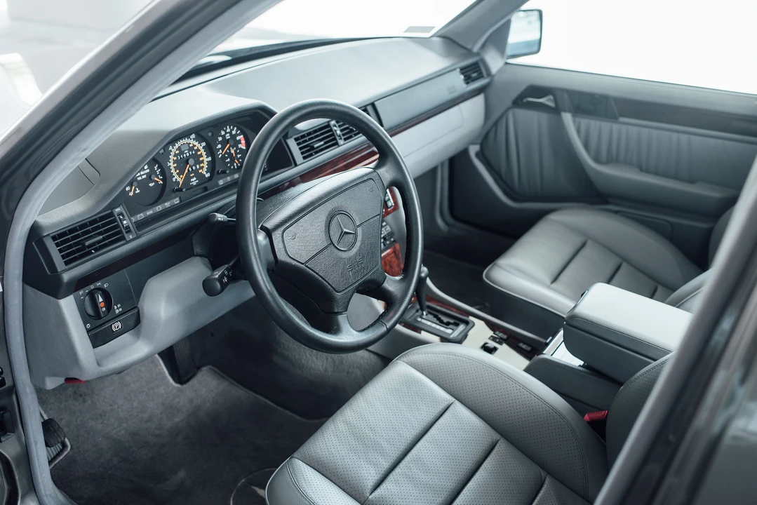 1993 Mercedes-Benz 500E & E500 - Image 21 of 31
