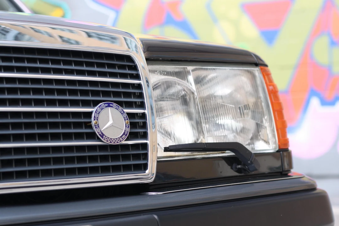 1993 Mercedes-Benz 500E & E500 - Image 20 of 31