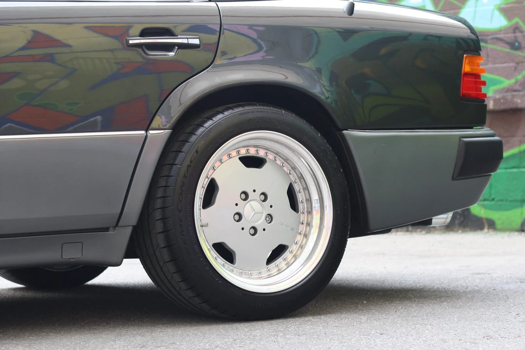 1993 Mercedes-Benz 500E & E500 - Image 29 of 31