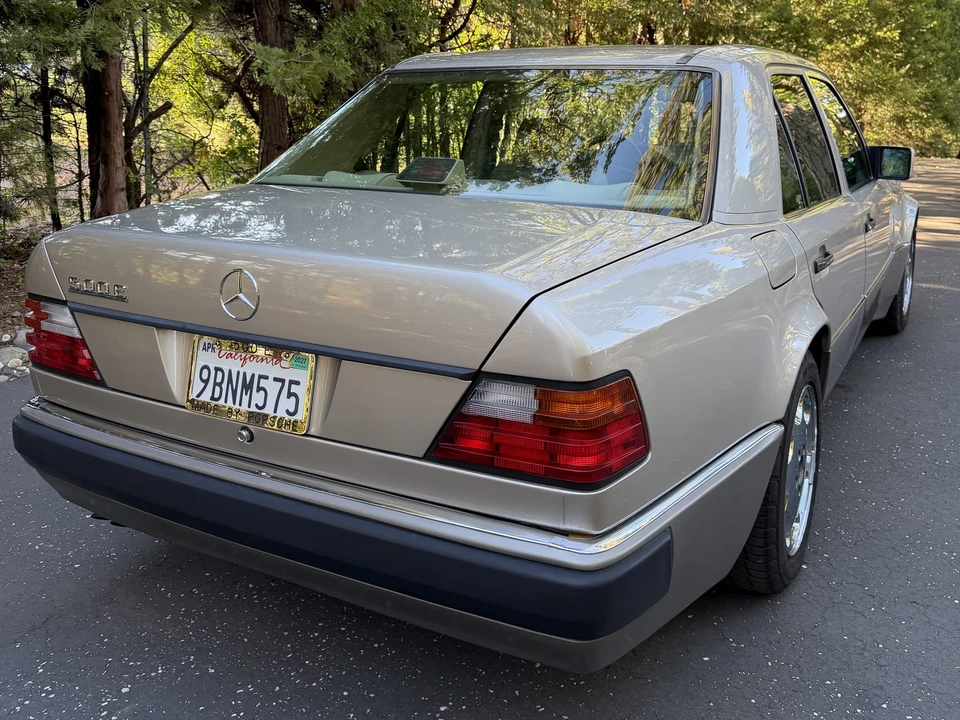 1993 Mercedes-Benz 500E & E500 - Image 13 of 31