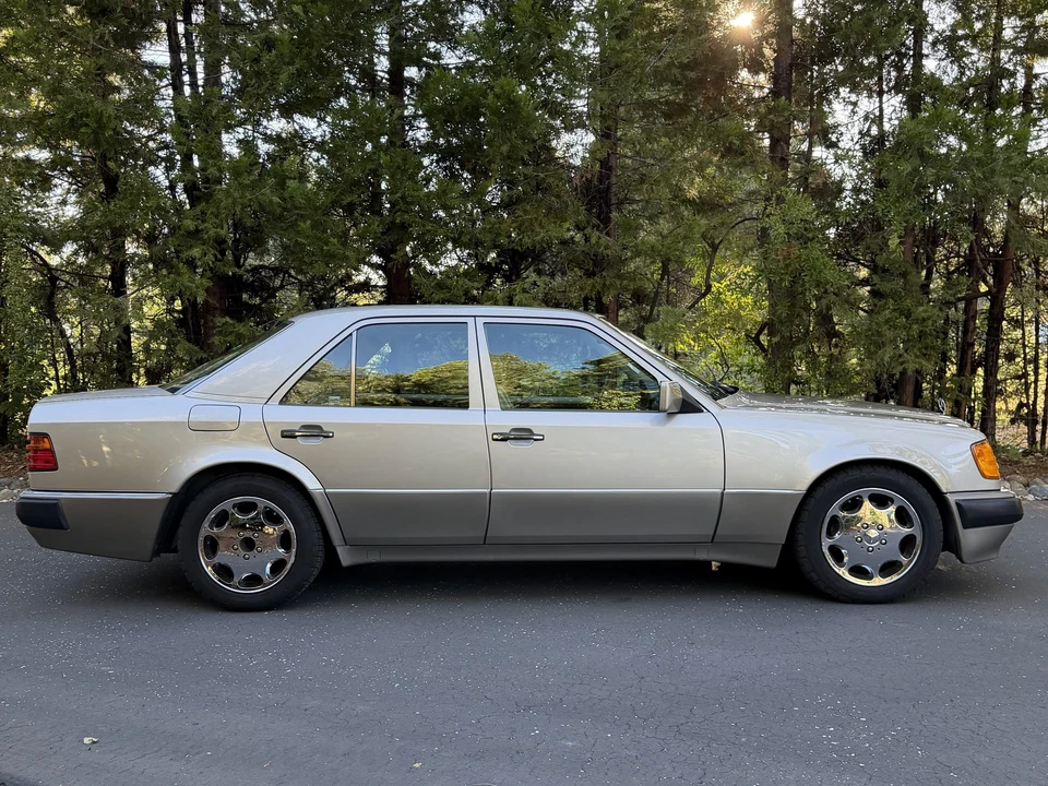 1993 Mercedes-Benz 500E & E500 - Image 15 of 31
