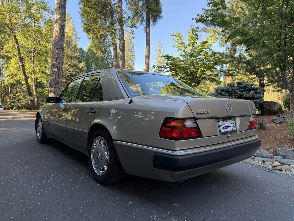 1993 Mercedes-Benz 500E & E500 - Image 11 of 31