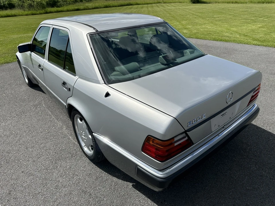 1993 Mercedes-Benz 500E & E500 - Image 15 of 31