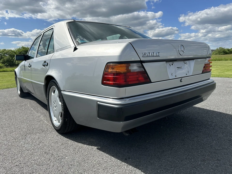 1993 Mercedes-Benz 500E & E500 - Image 16 of 31
