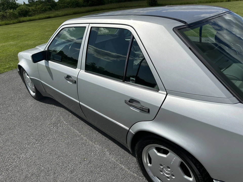 1993 Mercedes-Benz 500E & E500 - Image 13 of 31