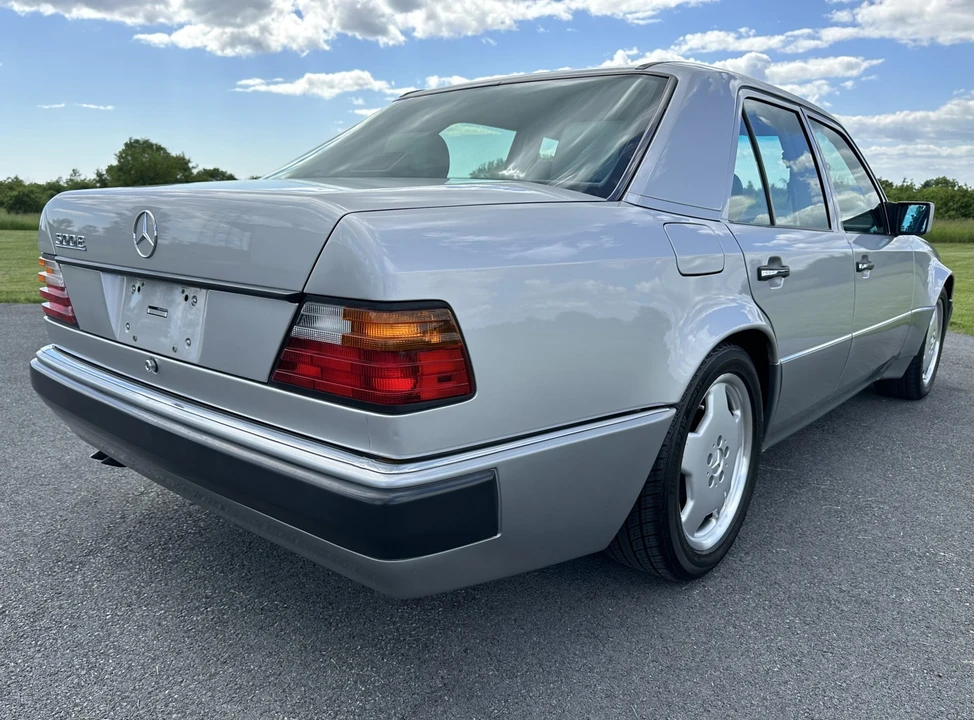 1993 Mercedes-Benz 500E & E500 - Image 23 of 31
