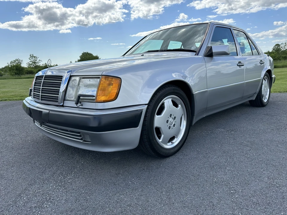 1993 Mercedes-Benz 500E & E500 - Image 8 of 31
