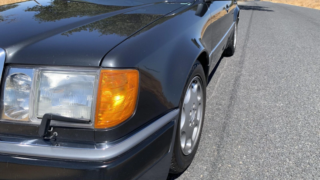 1993 Mercedes-Benz 500E & E500 - Image 19 of 31
