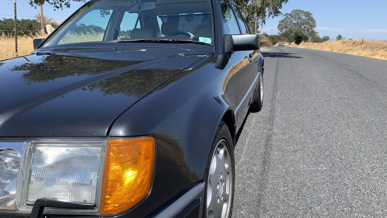1993 Mercedes-Benz 500E & E500 - Image 22 of 31