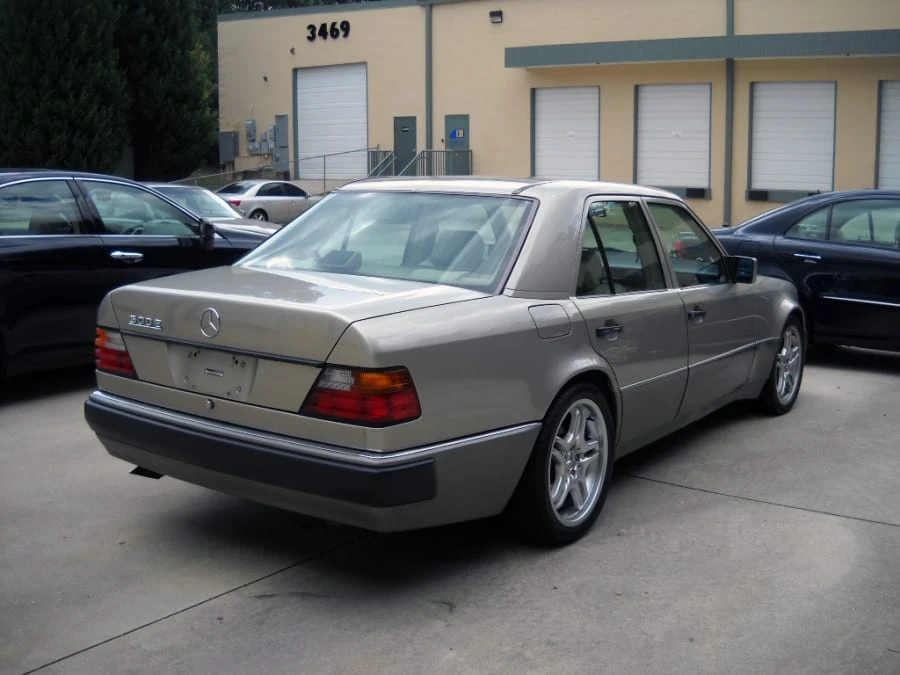1993 Mercedes-Benz 500E & E500 - Image 2 of 9