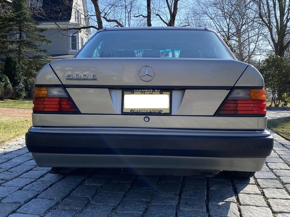 1993 Mercedes-Benz 500E & E500 - Image 15 of 31