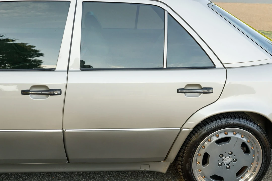 1993 Mercedes-Benz 500E & E500 - Image 29 of 31