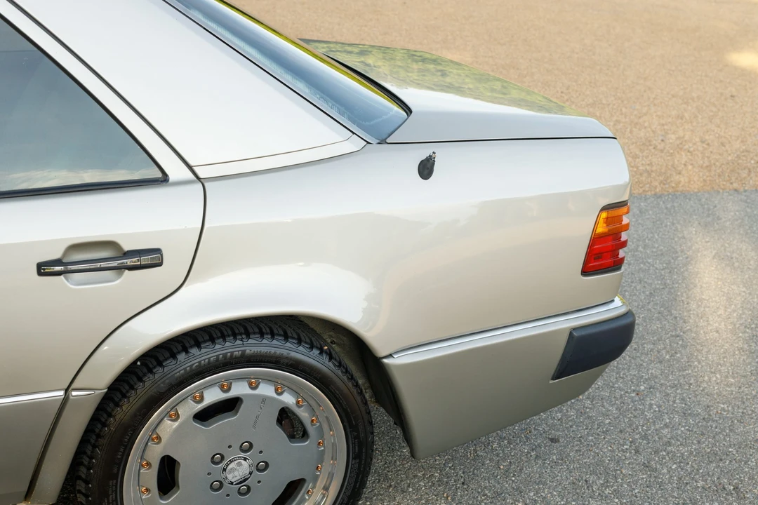 1993 Mercedes-Benz 500E & E500 - Image 28 of 31