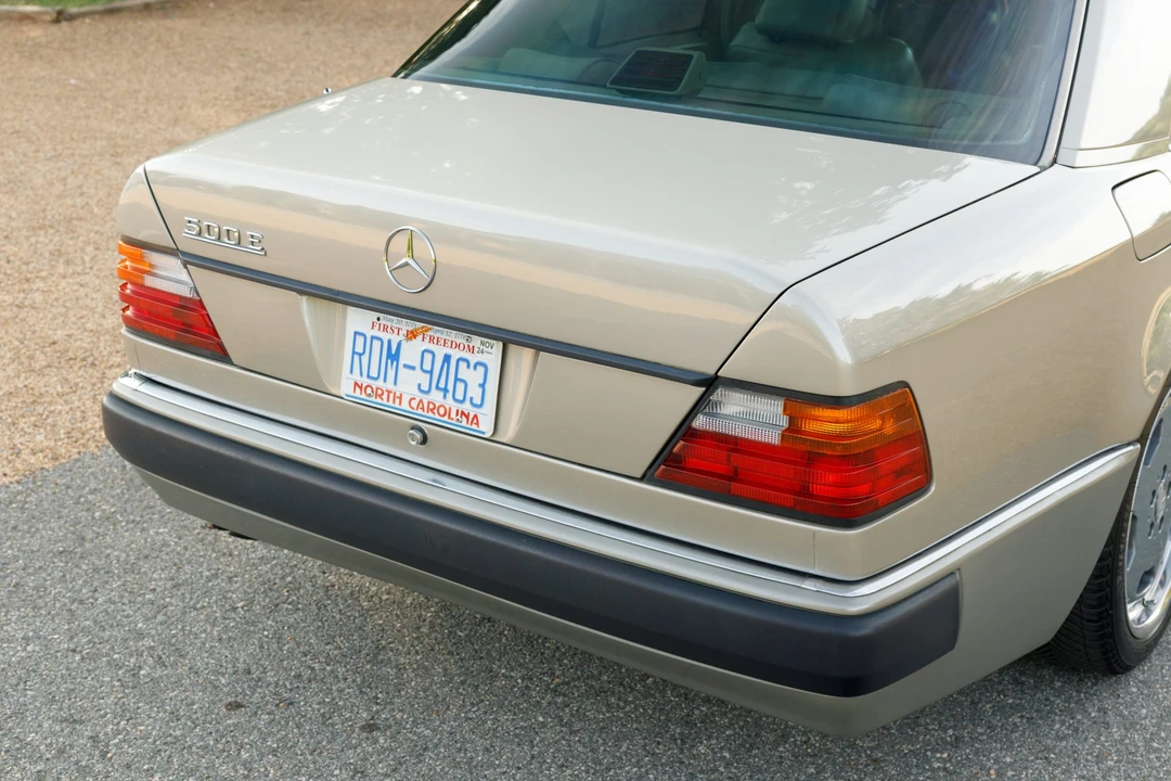 1993 Mercedes-Benz 500E & E500 - Image 25 of 31