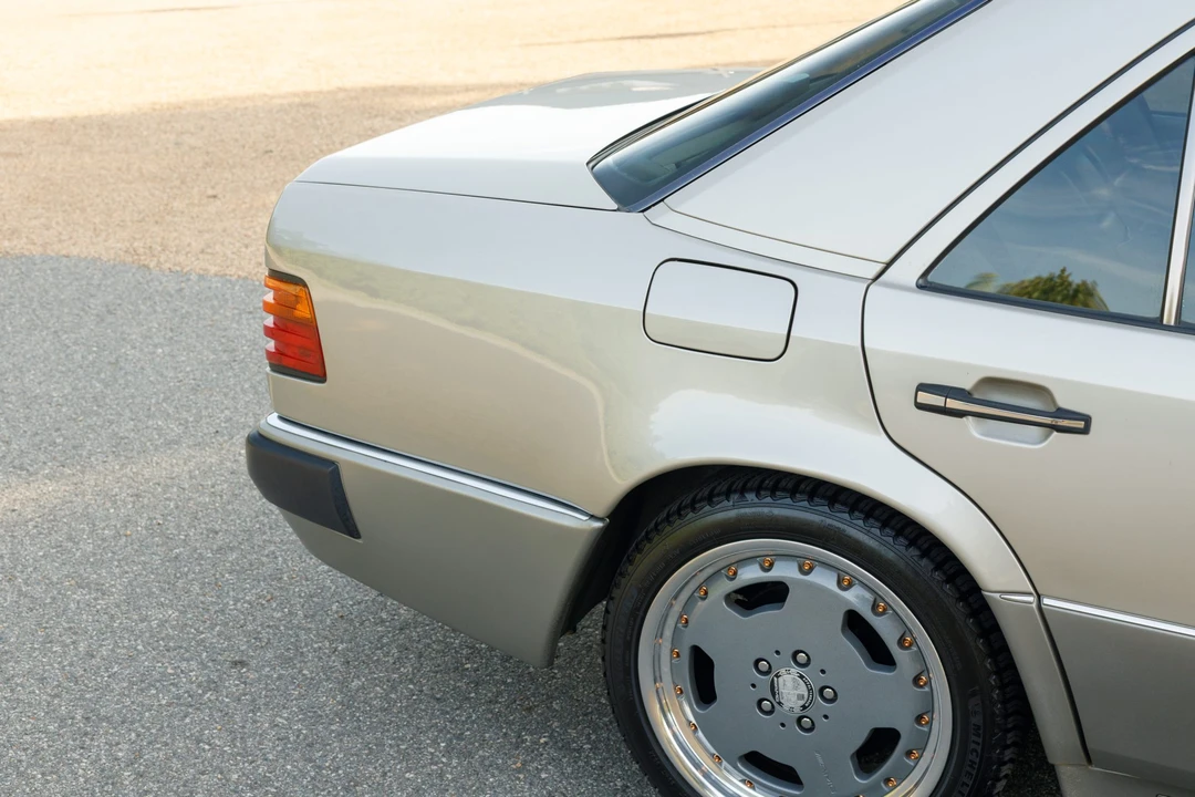 1993 Mercedes-Benz 500E & E500 - Image 24 of 31