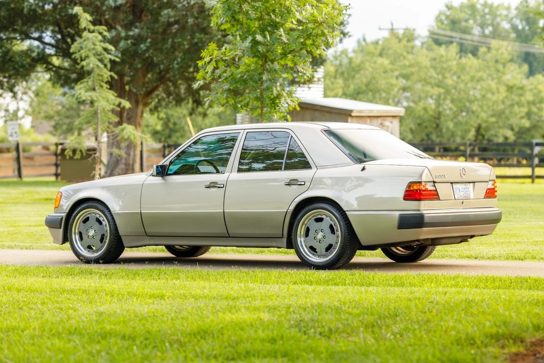1993 Mercedes-Benz 500E & E500 - Image 11 of 31