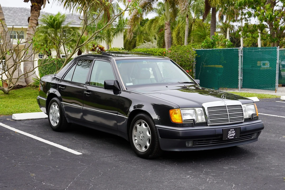 1993 Mercedes-Benz 500E & E500 - Image 2 of 31