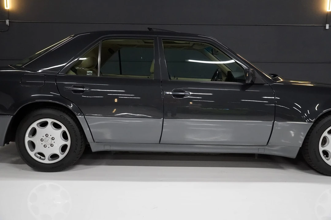 1993 Mercedes-Benz 500E & E500 - Image 26 of 31