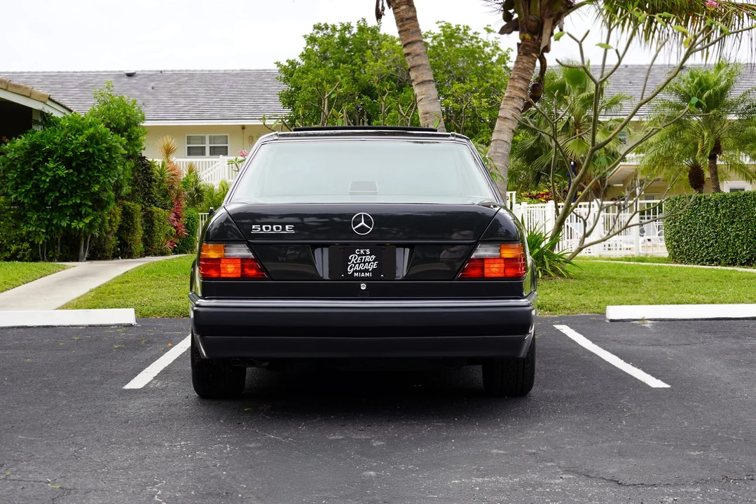 1993 Mercedes-Benz 500E & E500 - Image 7 of 31