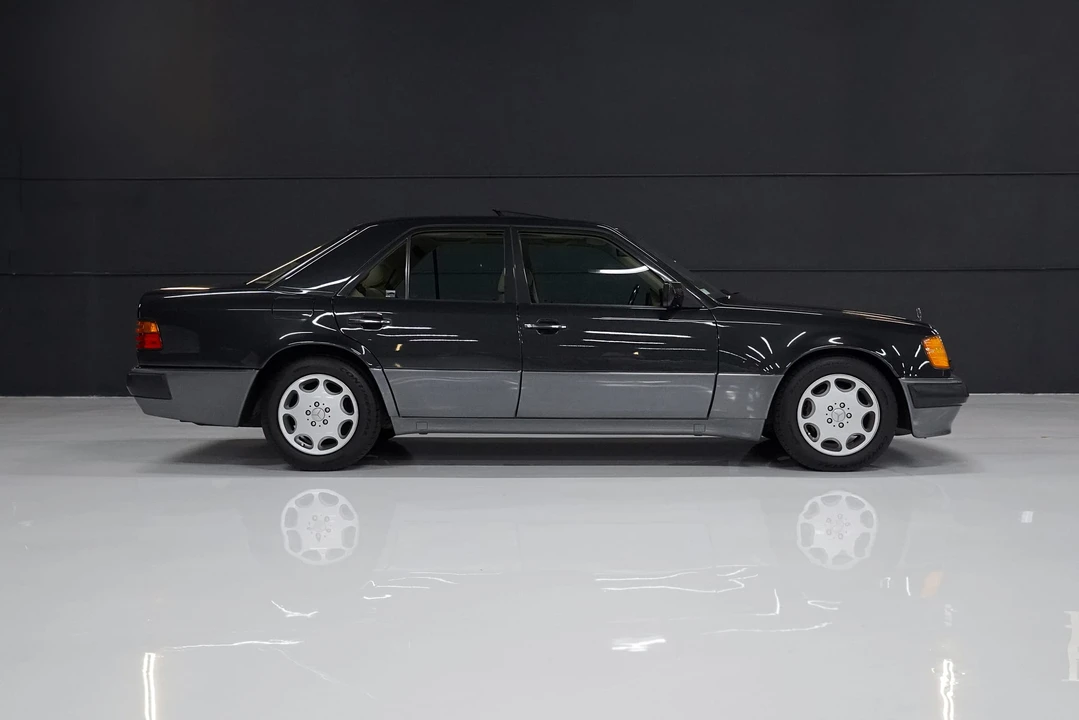 1993 Mercedes-Benz 500E & E500 - Image 24 of 31
