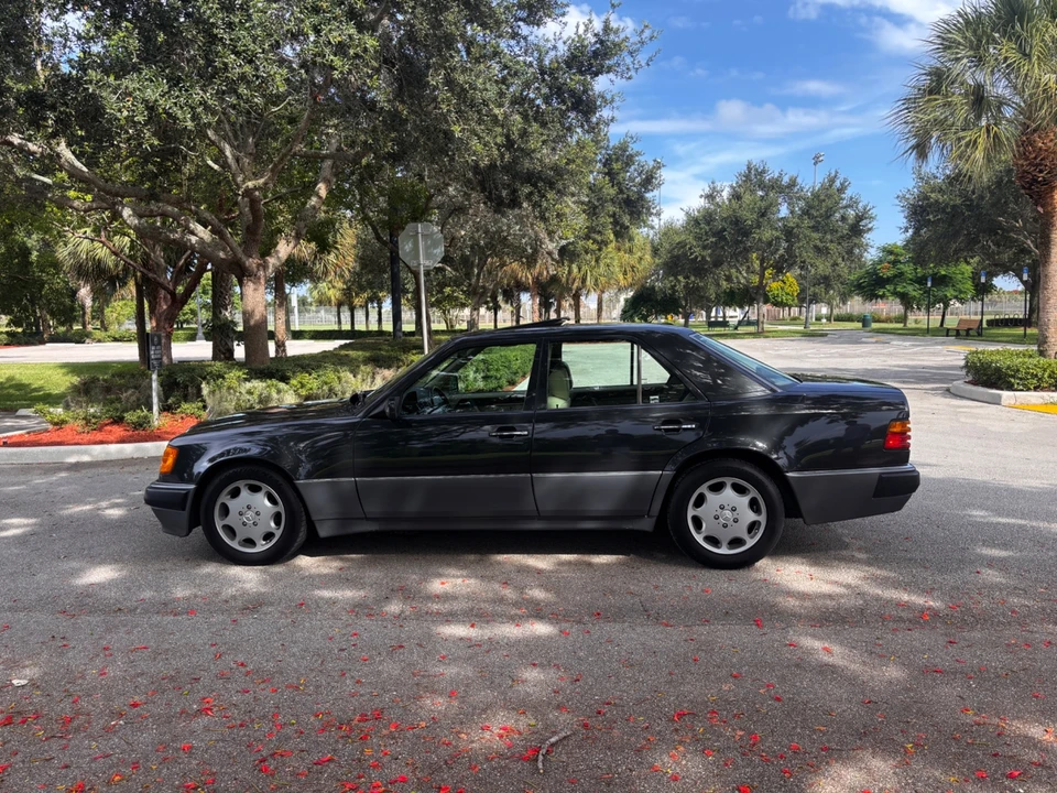 1993 Mercedes-Benz 500E & E500 - Image 13 of 31