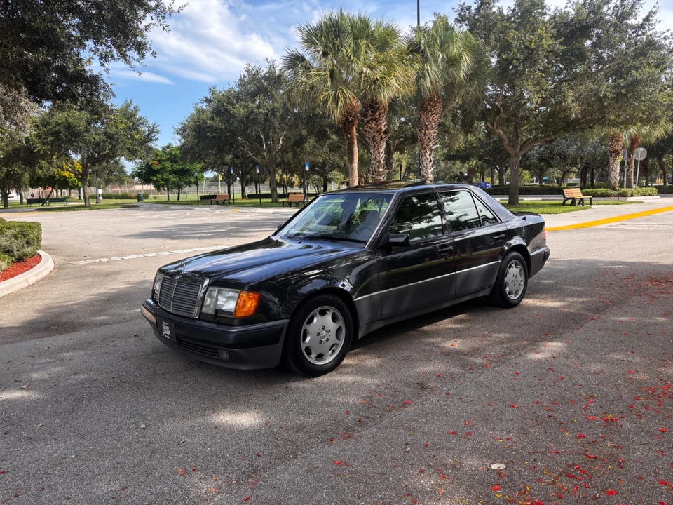 1993 Mercedes-Benz 500E & E500 - Image 12 of 31