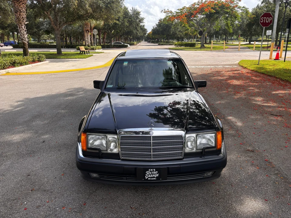 1993 Mercedes-Benz 500E & E500 - Image 11 of 31