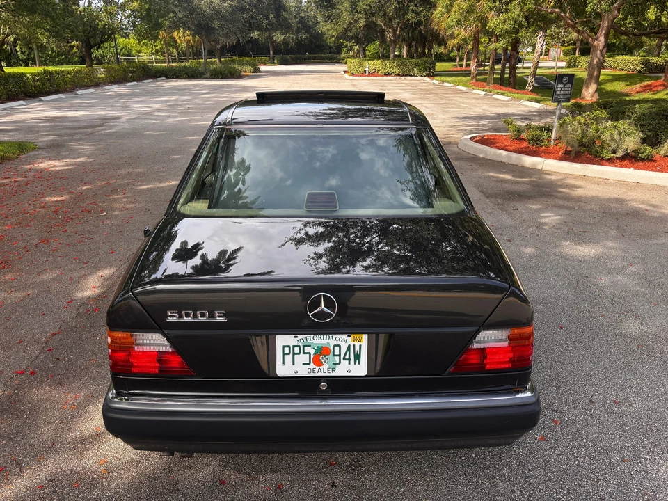 1993 Mercedes-Benz 500E & E500 - Image 15 of 31