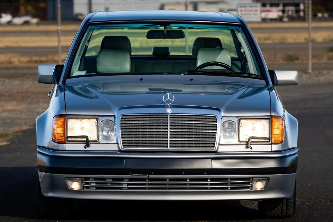 1993 Mercedes-Benz 500E & E500 - Image 2 of 31