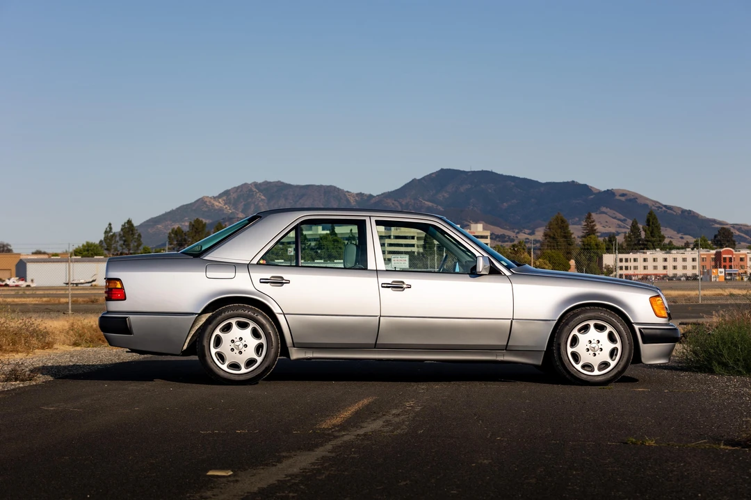1993 Mercedes-Benz 500E & E500 - Image 30 of 31