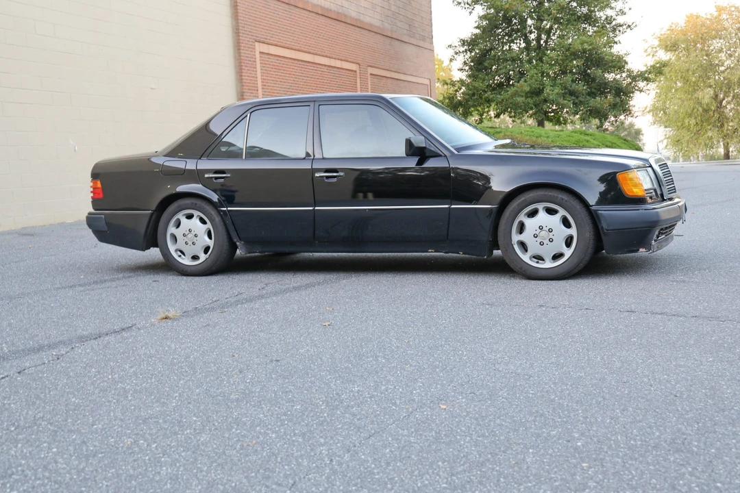 1993 Mercedes-Benz 500E & E500 - Image 18 of 31