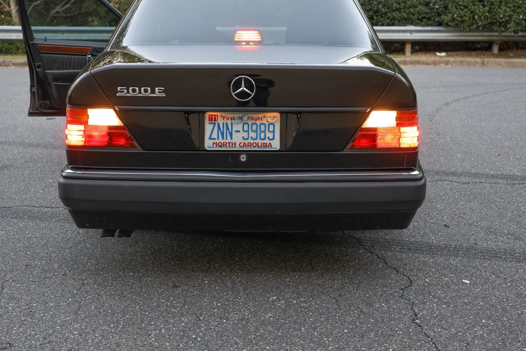 1993 Mercedes-Benz 500E & E500 - Image 28 of 31