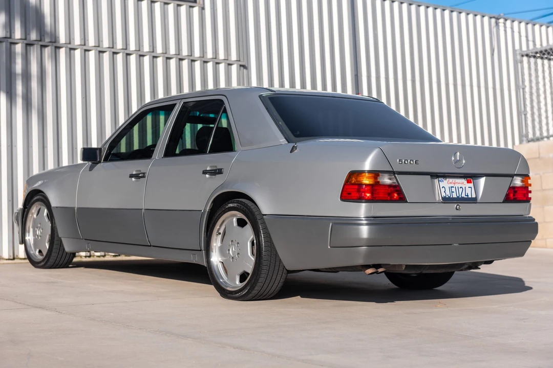 1993 Mercedes-Benz 500E & E500 - Image 16 of 31