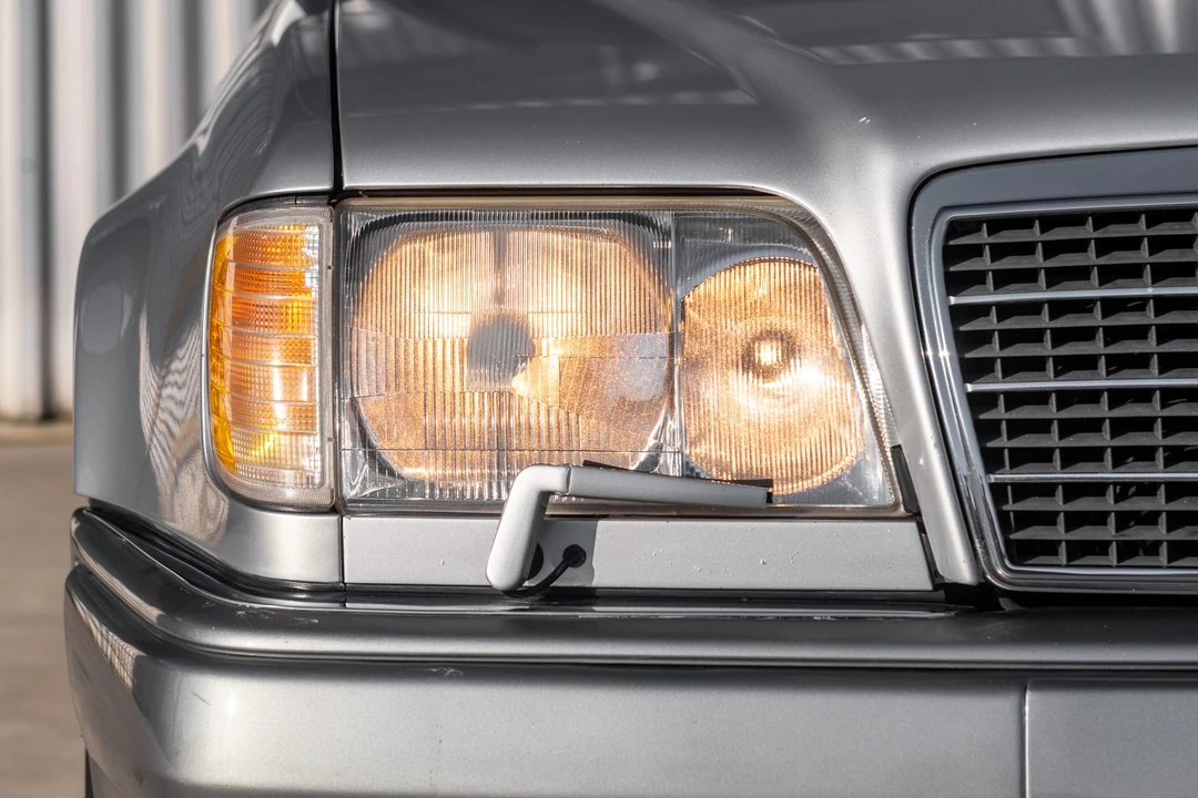 1993 Mercedes-Benz 500E & E500 - Image 25 of 31