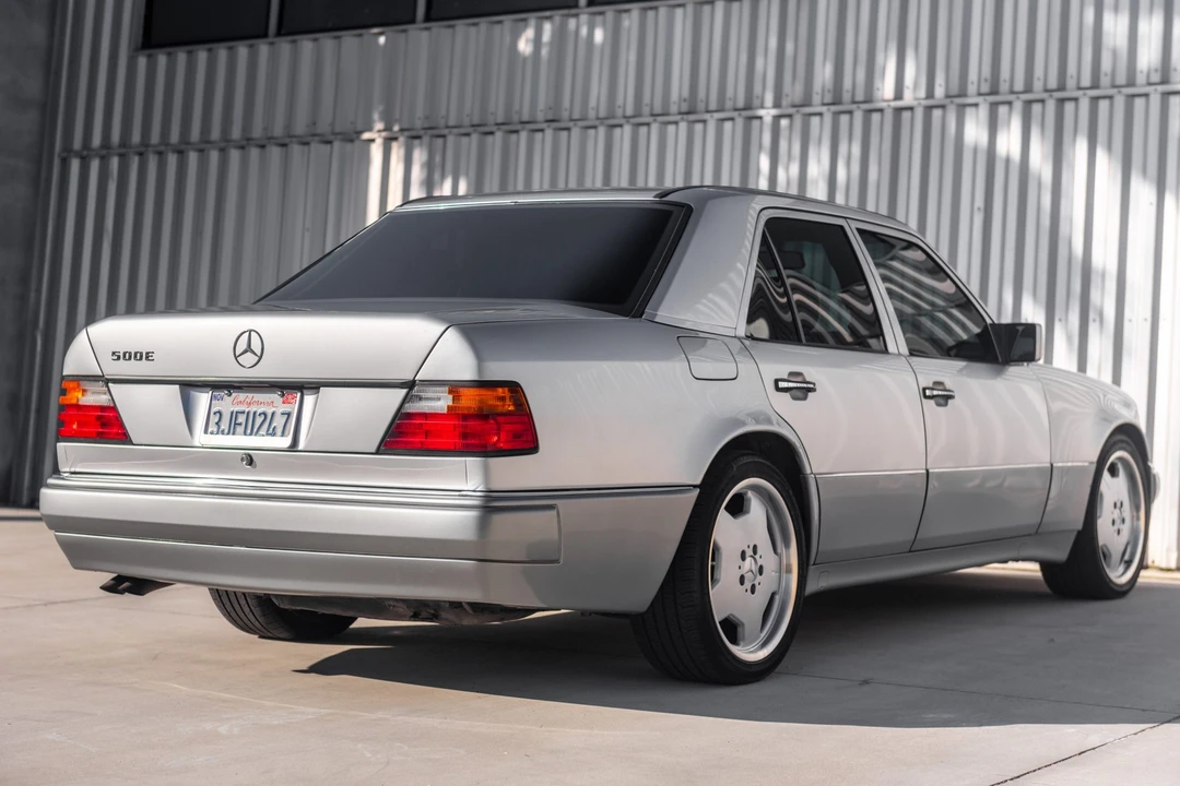 1993 Mercedes-Benz 500E & E500 - Image 12 of 31