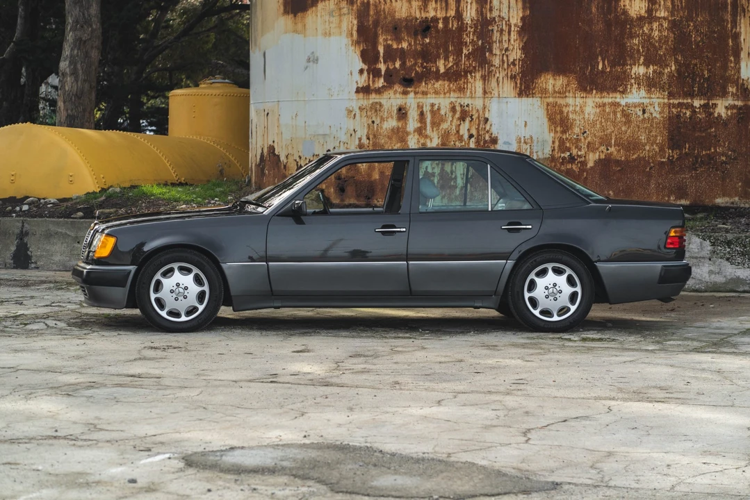 1993 Mercedes-Benz 500E & E500 - Image 7 of 31