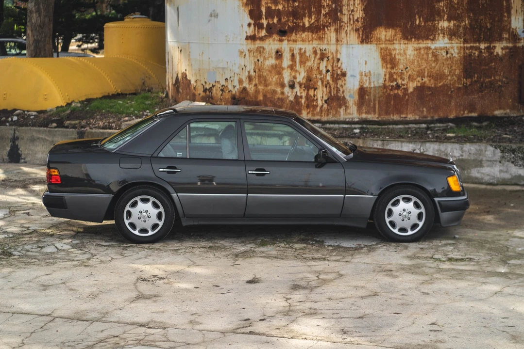 1993 Mercedes-Benz 500E & E500 - Image 22 of 31