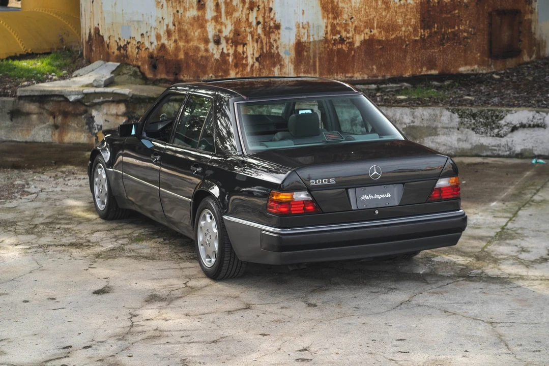 1993 Mercedes-Benz 500E & E500 - Image 11 of 31